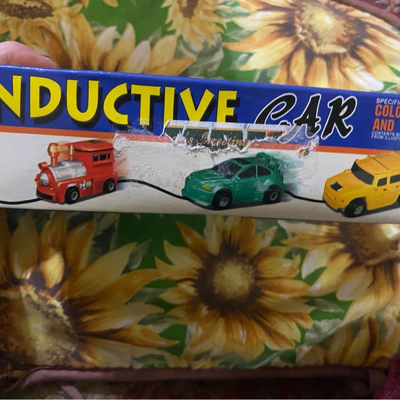 Inductive Car - Red - Picture 4 of 7